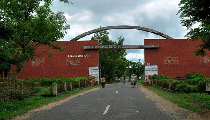 খাগড়াছড়িতে বিএনপির অবরোধ, পর্যটকরা ভোগান্তিতে