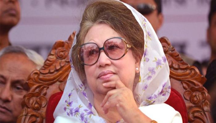 হাইকোর্টে দুই মামলায় খালেদা জিয়ার স্থায়ী জামিন
