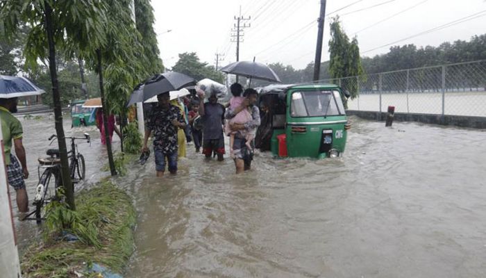 বন্যায় ডুবে গেছে রেললাইন, নেত্রকোনায় ট্রেন চলাচল বন্ধ