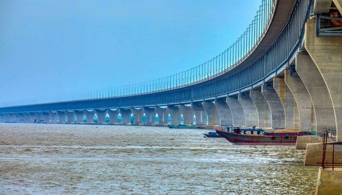 স্বপ্ন থেকে বাস্তবের পথরেখা