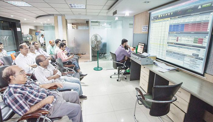 দুই মাসে ৫১৩ কোটি টাকা তুলে নিয়েছেন বিদেশিরা