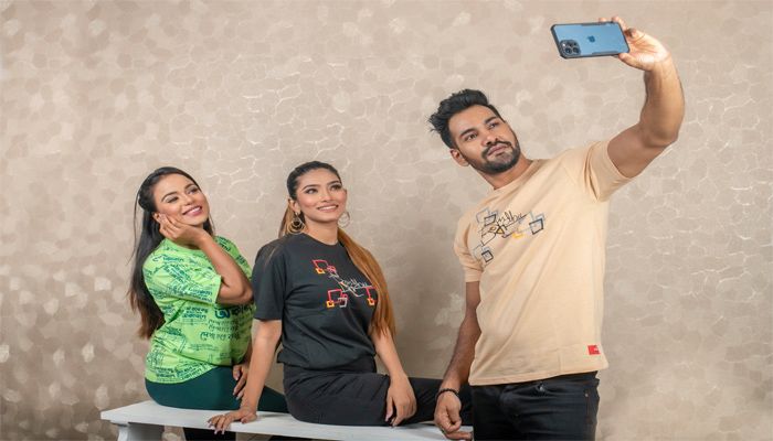 বন্ধু কি খবর বল?