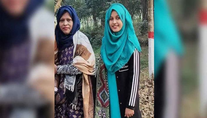 কলকাতায় সড়ক দুর্ঘটনায় চবি ছাত্রীর মৃত্যু