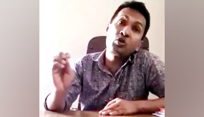 আসামি ধরতে গিয়ে ১৬ জনকে পিটিয়ে আহত