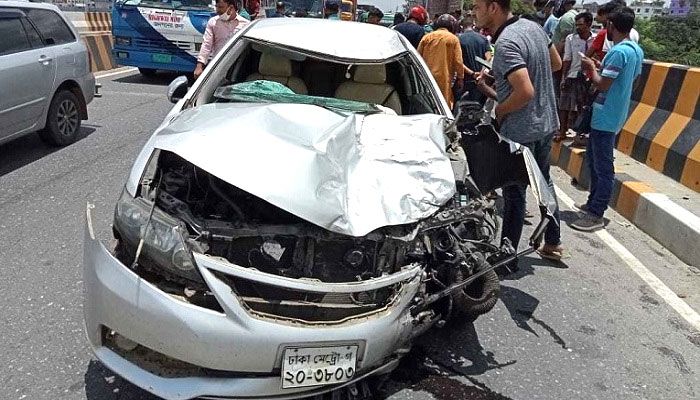 কোনাবাড়িতে প্রাইভেটকার-মোটরসাইকেল সংঘর্ষে নিহত ৩