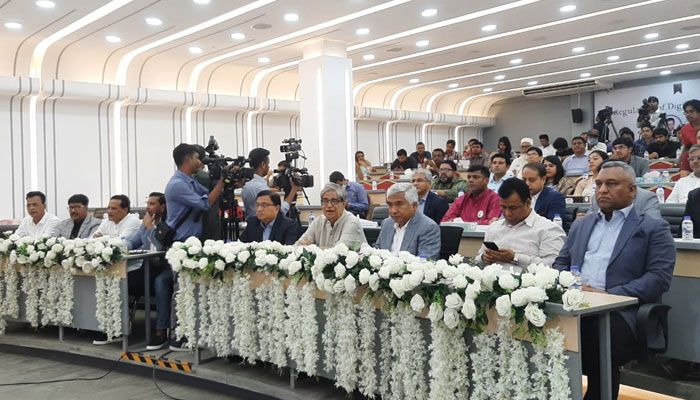ওটিটি প্ল্যাটফর্ম বান্ধব নীতিমালা চান ব্যবসায়ীরা