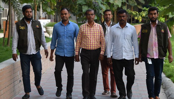 আত্মহত্যা প্ররোচনা মামলায় গ্রেপ্তার ৩