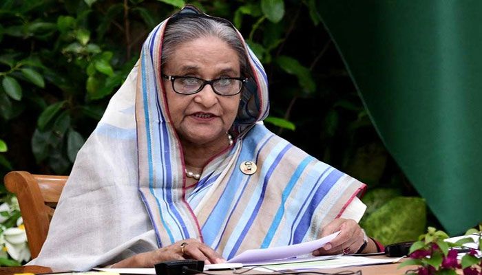 বিএনপি নেতাদের হাতেই হারিকেন ধরিয়ে দিতে হবে : প্রধানমন্ত্রী