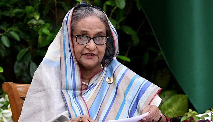 রাশিয়া থেকে তেল কেনার উপায় খোঁজার নির্দেশ প্রধানমন্ত্রীর