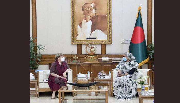 প্রধানমন্ত্রীর সঙ্গে জাতিসংঘের মানবাধিকার বিষয়ক হাইকমিশনারের সৌজন্য সাক্ষাৎ