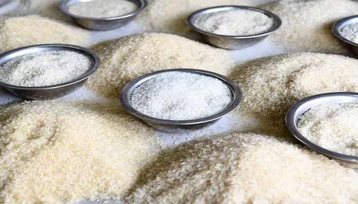বাজার নিয়ন্ত্রণের নাটাই কার হাতে? 