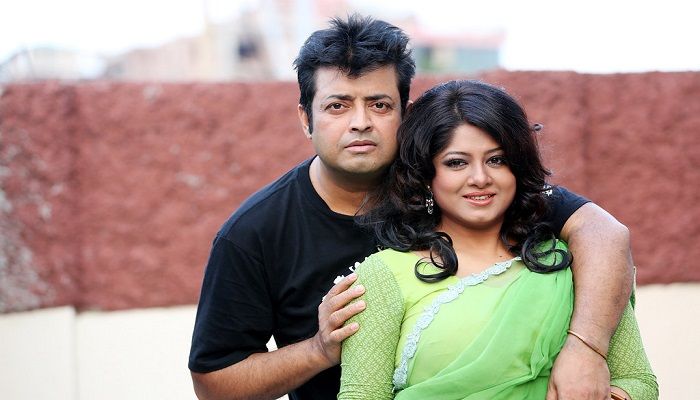 বিবাহবার্ষিকীতে মৌসুমী-ওমর সানির আয়োজন