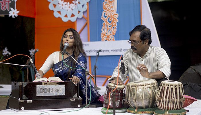 রবীন্দ্রসংগীত শিল্পী অনিমা রায়ের পরিবেশনা। প্রবা ফটো 