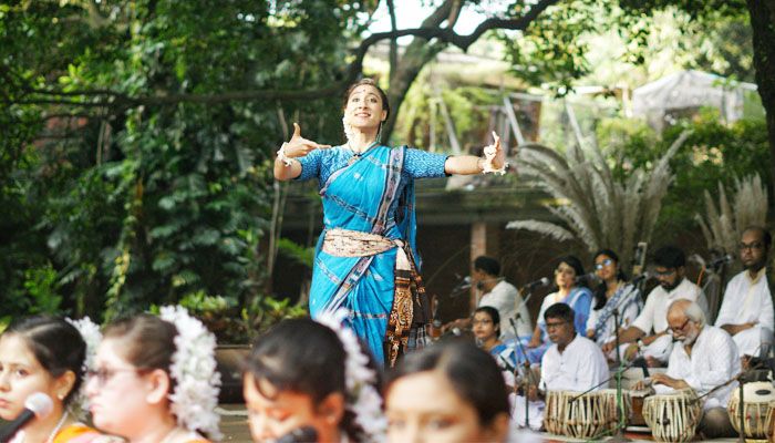 শরৎবন্দনায় ছায়ানট