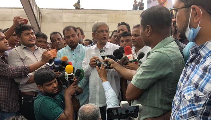‘জনসমর্থনহীন সরকারের পক্ষে অভিন্ন সমস্যার সমাধান সম্ভব নয়’