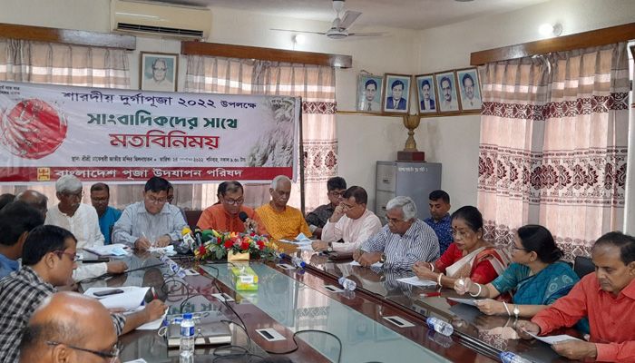 এবার মণ্ডপ ৩২ হাজার, অস্থায়ীগুলো ঝুঁকিতে