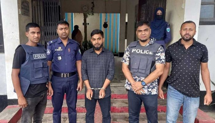 হবিগঞ্জে সাংবাদিকদের ওপর হামলার ঘটনায় মো. ওয়ালিদ নামে একজনকে আটক। ছবি : সংগৃহীত