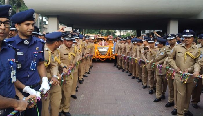 আইজিপি ড. বেনজীর আহমেদকে বিদায়ী সংবর্ধনা