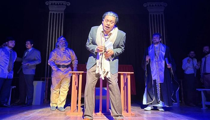  শিল্পকলায় ‘মাংকি ট্রায়াল’