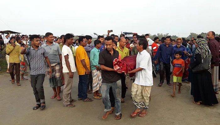 করতোয়ায় নৌকা ডুবিতে মৃত্যু বেড়ে ৩৯