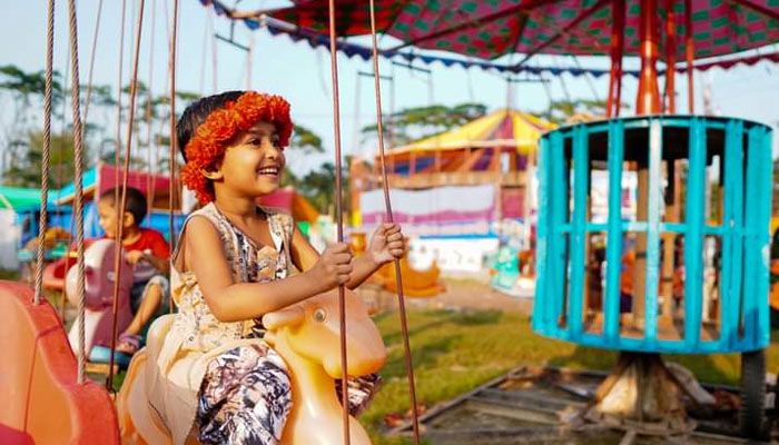 বরগুনায় শিশুদের মানসিক বিকাশে আনন্দমেলা 