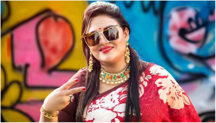 কাকে বেইমান বললেন গায়িকা মমতাজ?