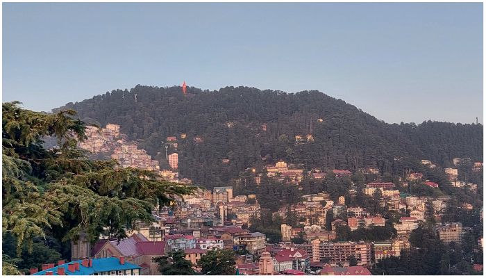 পাহাড়ের ওপর সাজানো এক শহর