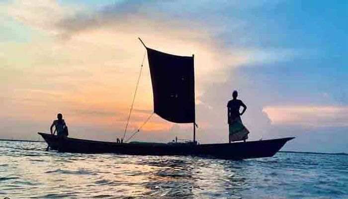 শরতের সৌন্দর্যেও ভিড় নেই হাওরে, দুশ্চিন্তায় পর্যটনজীবী