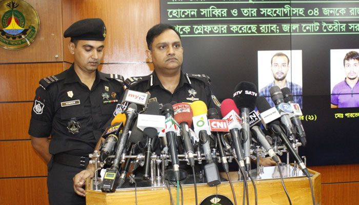 পাহাড়ে জঙ্গিরা অবস্থান পরিবর্তন করছে, অব্যাহত রয়েছে অভিযান : র‌্যাব