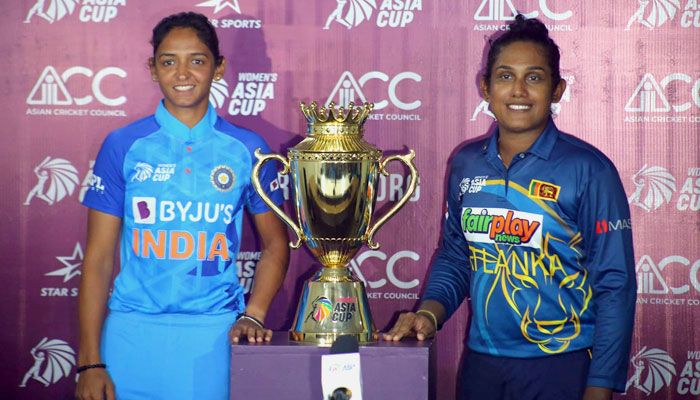 নারী টি-টোয়েন্টি এশিয়া কাপের ট্রফি উন্মোচন