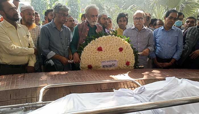 অশ্রুসিক্ত শ্রদ্ধাঞ্জলি নিয়ে চিরঘুমে আলী ইমাম 