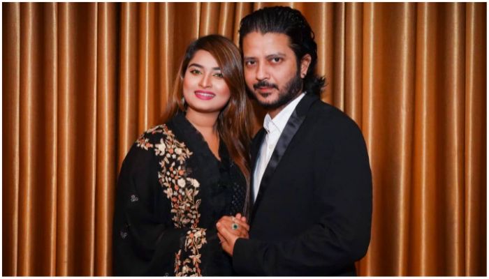নতুন সিনেমায় জুটি বাঁধলেন আরজু-শিরিন শিলা