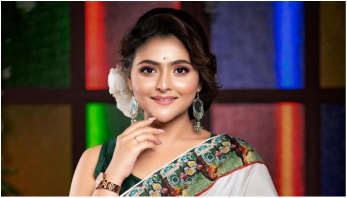 অবশেষে চলেই গেলেন অভিনেত্রী ঐন্দ্রিলা