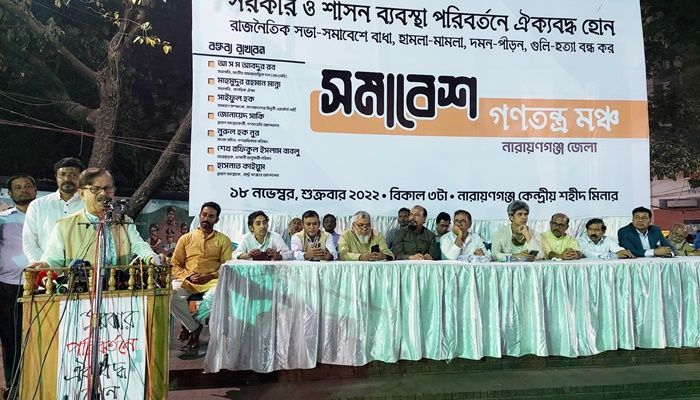 সব জিনিসের দাম বাড়াচ্ছে সরকার: মান্না