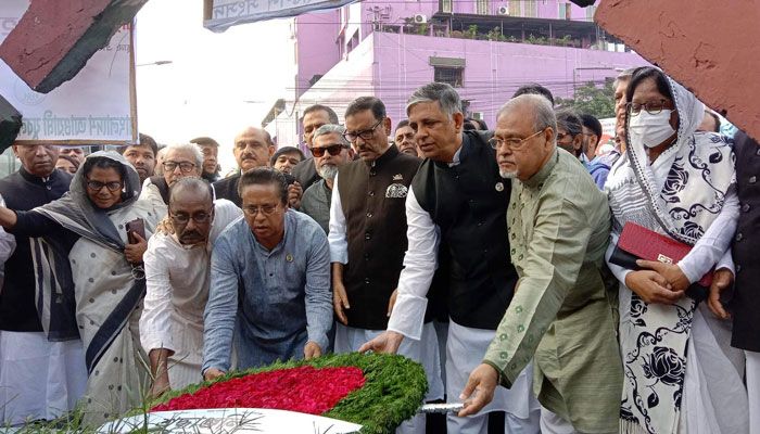 গণতন্ত্রকে প্রাতিষ্ঠানিক রূপ দিতে লড়াই অব্যাহত থাকবে : ওবায়দুল কাদের
