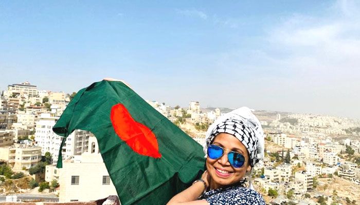 কঠিন সীমান্ত পেরিয়ে ১৫৭তম দেশ ফিলিস্তিনে নাজমুন নাহার