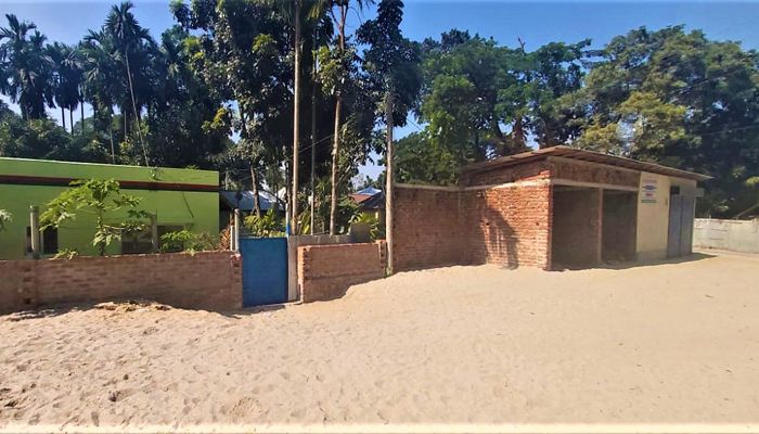 মুক্তিযোদ্ধার পরিবারকে অবরুদ্ধ করে রাখার অভিযোগ