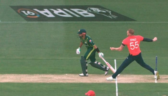 পাওয়ার প্লেতে পাকিস্তানের সংগ্রহ ১ উইকেটে ৩৯