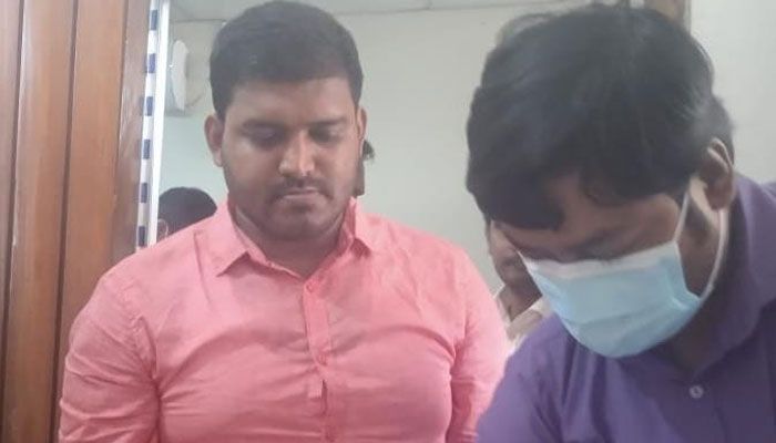 ভাইভা বোর্ডে ধরা পড়ল রাশেদের পাসের রহস্য
