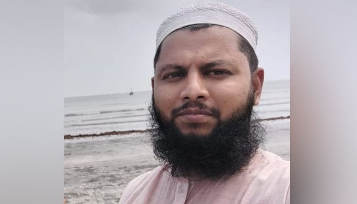 জঙ্গি সংশ্লিষ্টতা : গ্রেপ্তারের পর রিমান্ডে ডা. মির্জা কাউসার