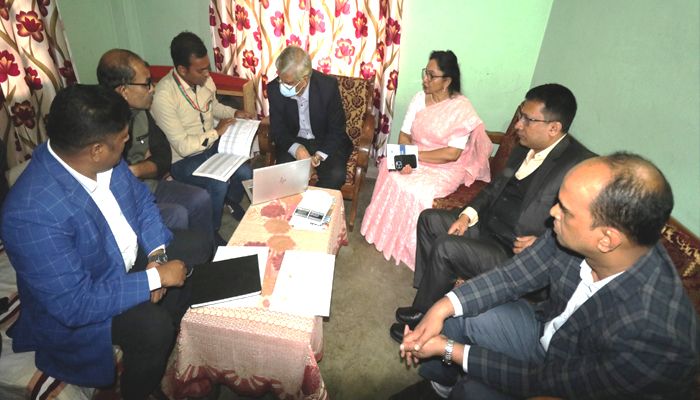 বিবিএসের পরিবারের আয় ও ব্যয়ের জরিপ পরিদর্শন করলেন পরিকল্পনা প্রতিমন্ত্রী