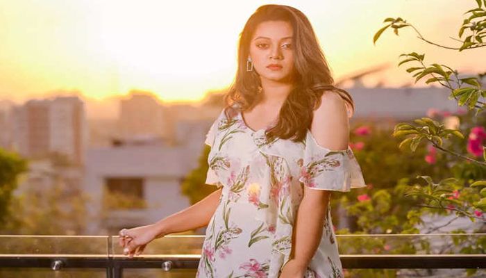 সিনেমা ইন্ডাস্ট্রির সিন্ডিকেটের শিকার দীঘি!