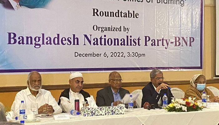 আন্দোলন বানচাল করতে বাস পোড়াতে পারে সরকার : ফখরুল
