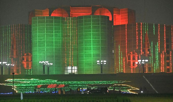 জাতীয় সংসদ ভবন । ছবি : আরিফুল আমিন 