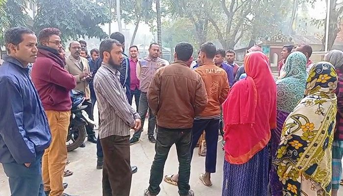 ‘চুরি করে পালানোর সময়’ আটক, ‘পিটুনিতে’ মৃত্যু