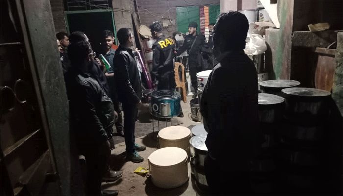 নকল পণ্য তৈরির অপরাধে ১১ প্রতিষ্ঠানকে ২৫ লাখ টাকা জরিমানা