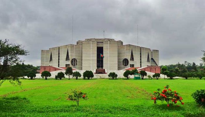 রাষ্ট্রপতি, প্রধানমন্ত্রী ও মন্ত্রিসভার ক্ষমতায় ভারসাম্য আনা হবে