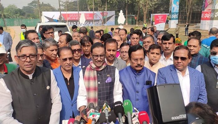 সোহরাওয়ার্দী উদ্যানে আওয়ামী লীগের ২২তম জাতীয় সম্মেলনের ভেন্যু পরিদর্শন শেষে সাংবাদিকদের সঙ্গে মতবিনিময়কালে ওবায়দুল কাদের। ছবি : সংগৃহীত