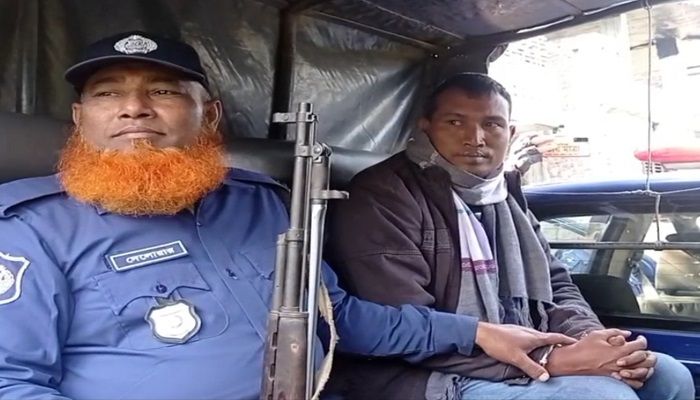 রাজবাড়ীতে ভুয়া এসআই গ্রেপ্তার