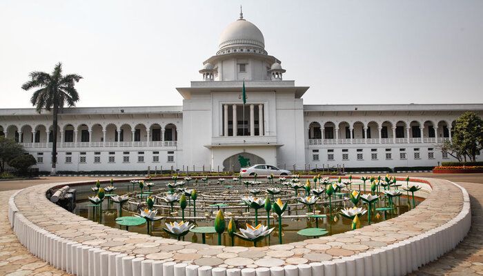 প্রশ্নের মুখে ১১ ব্যাংকের এমডি